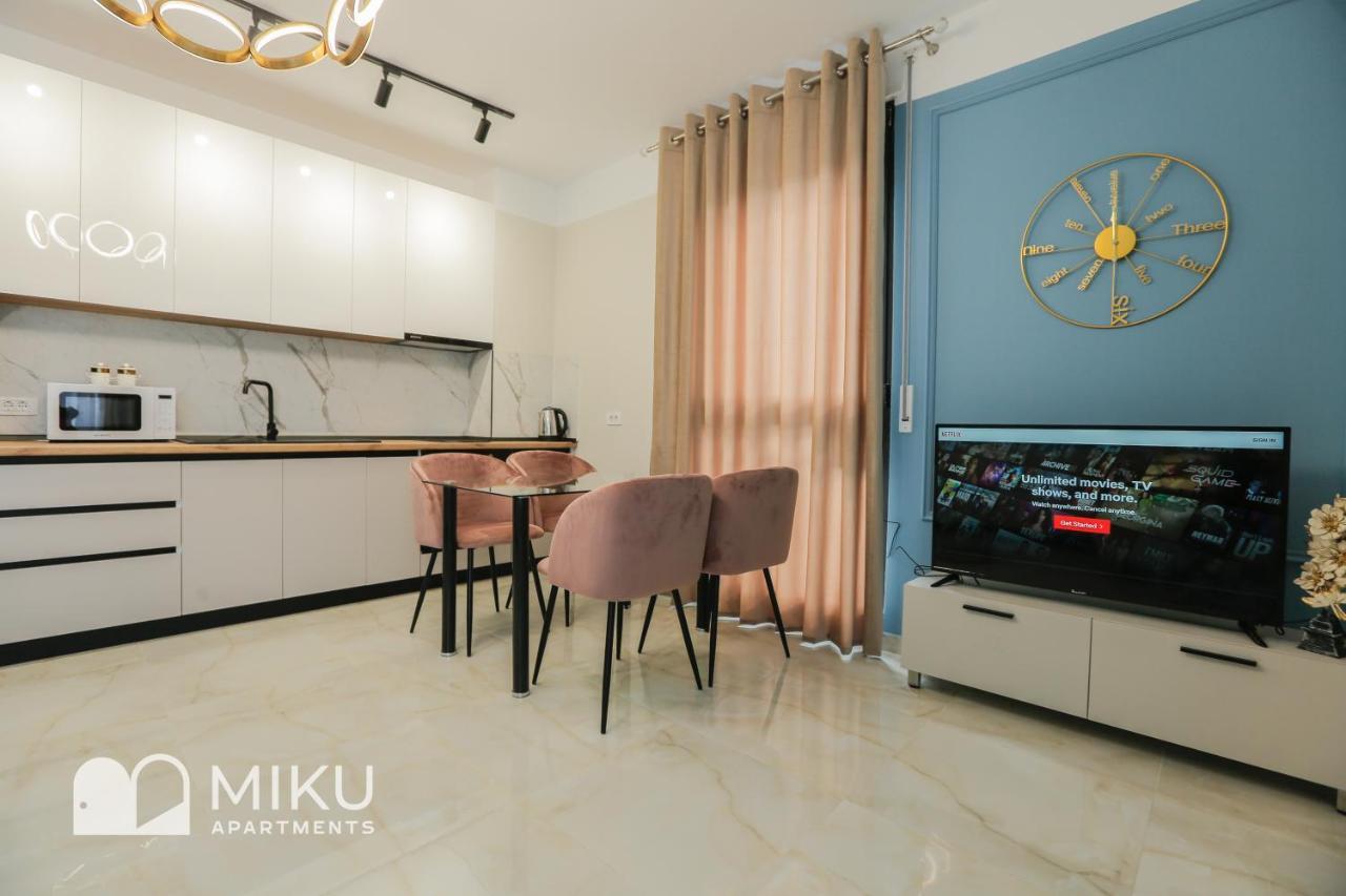 Miku Apartment - Glamorous 1Bedroom Apartment At Olympic Residence Tirana Exteriér fotografie