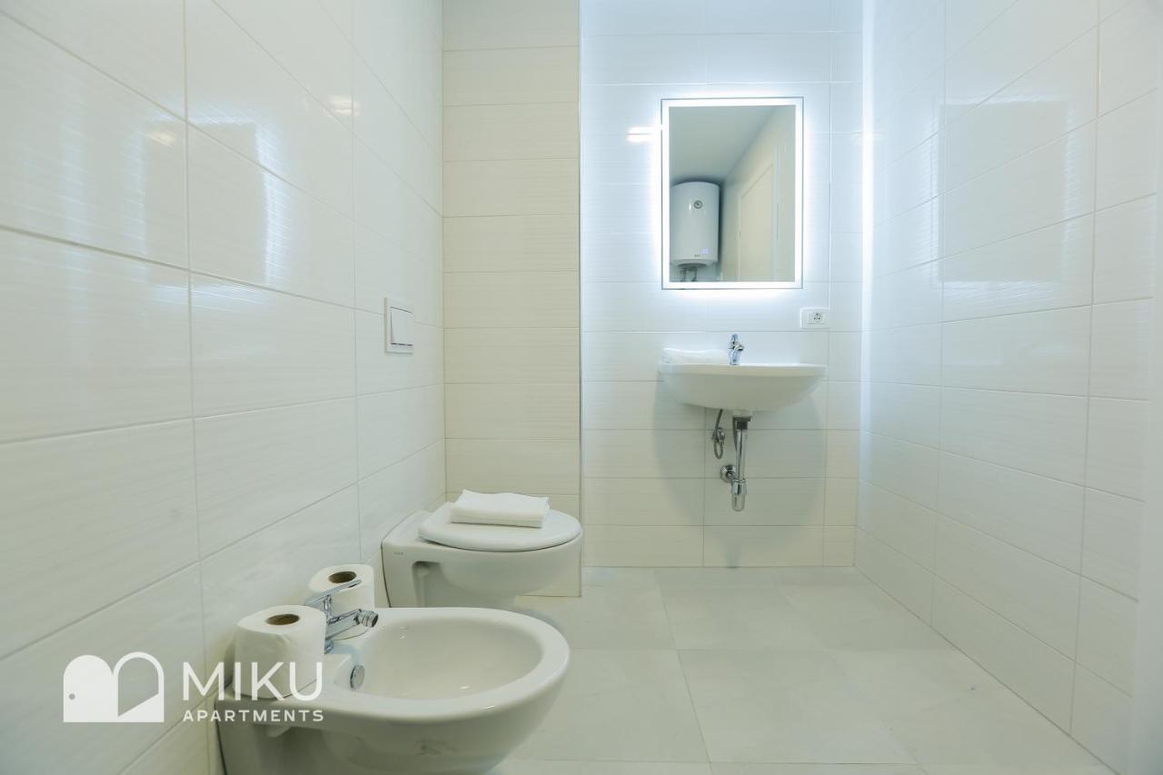 Miku Apartment - Glamorous 1Bedroom Apartment At Olympic Residence Tirana Exteriér fotografie