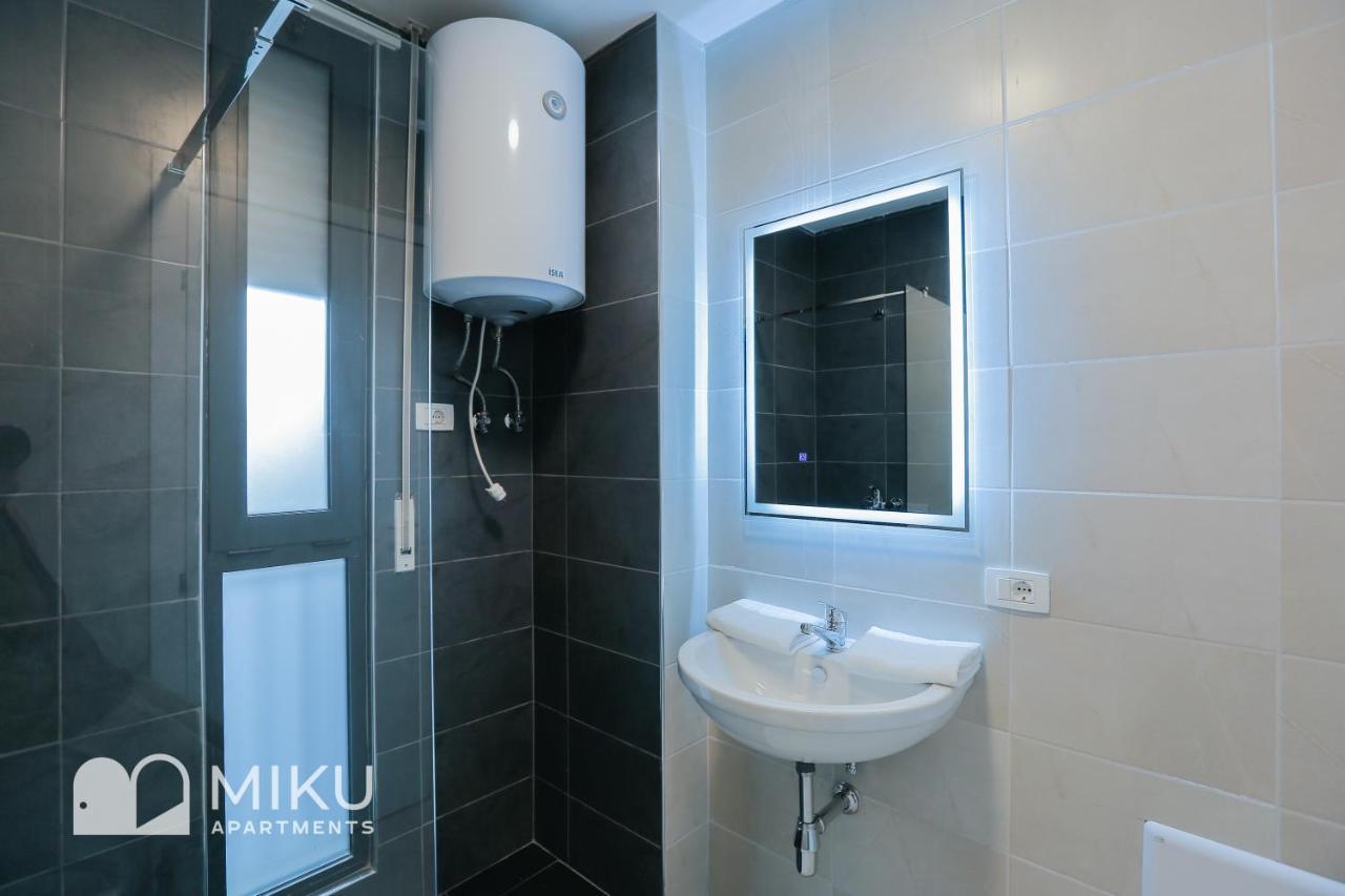Miku Apartment - Glamorous 1Bedroom Apartment At Olympic Residence Tirana Exteriér fotografie